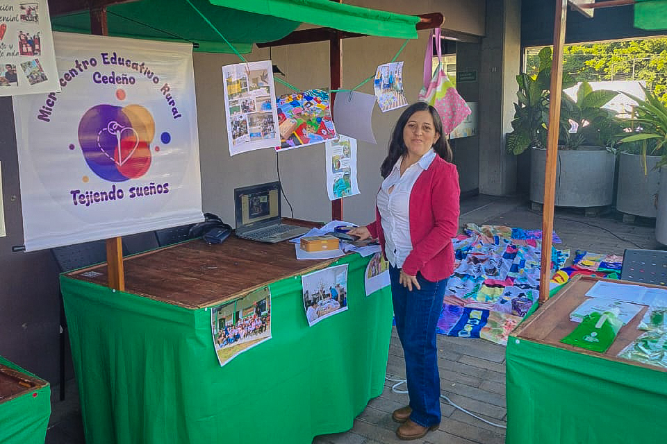 Imagen destacada de 🌈 Reconocimiento a la Institución Educativa Cedeño: Tejiendo Sueños desde el Territorio 📚✨
