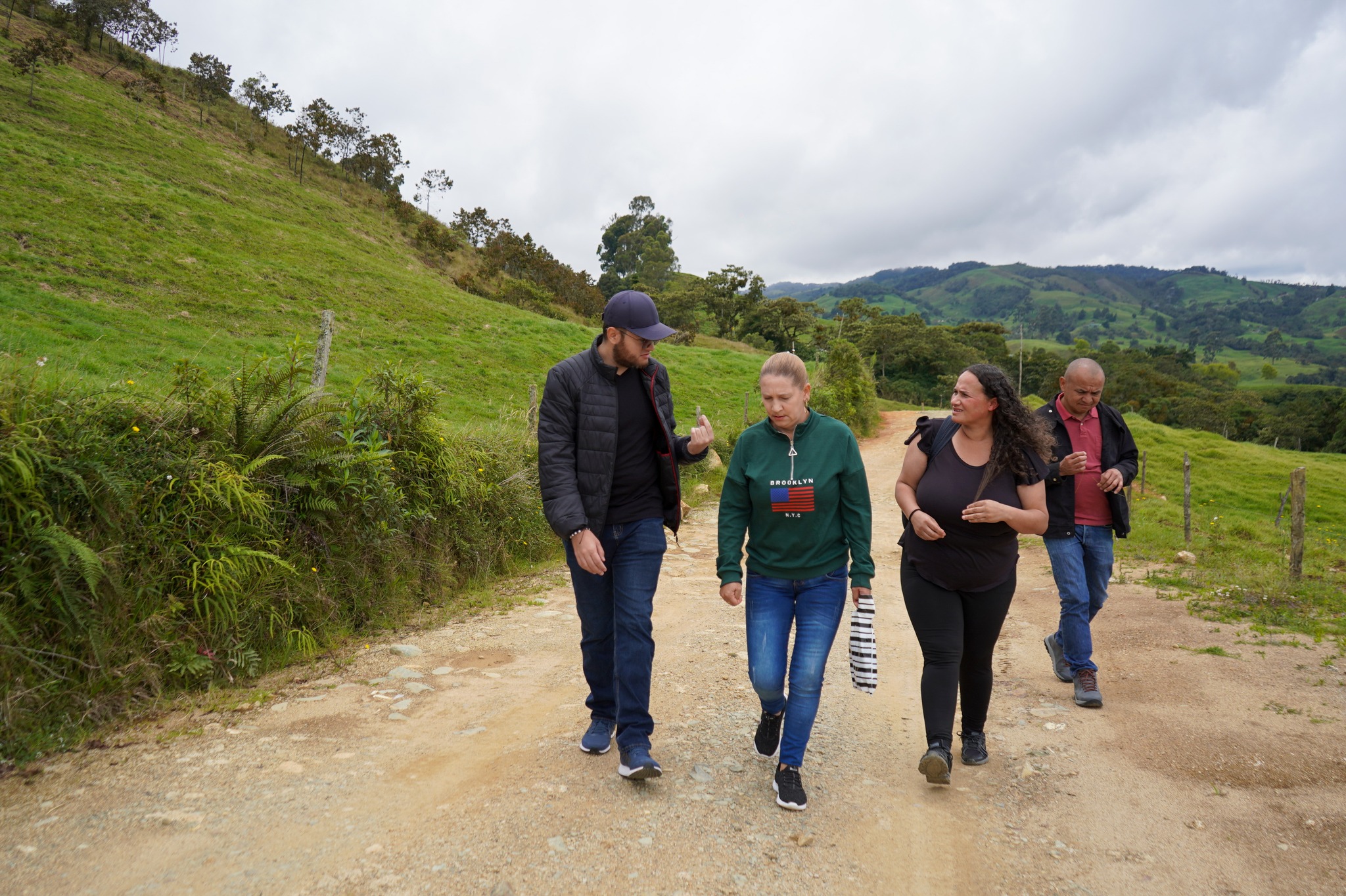 Imagen destacada de 💦 Santa Juana avanza con diálogo y obras: Línea de Aducción fortalece el acceso al agua y la movilidad rural