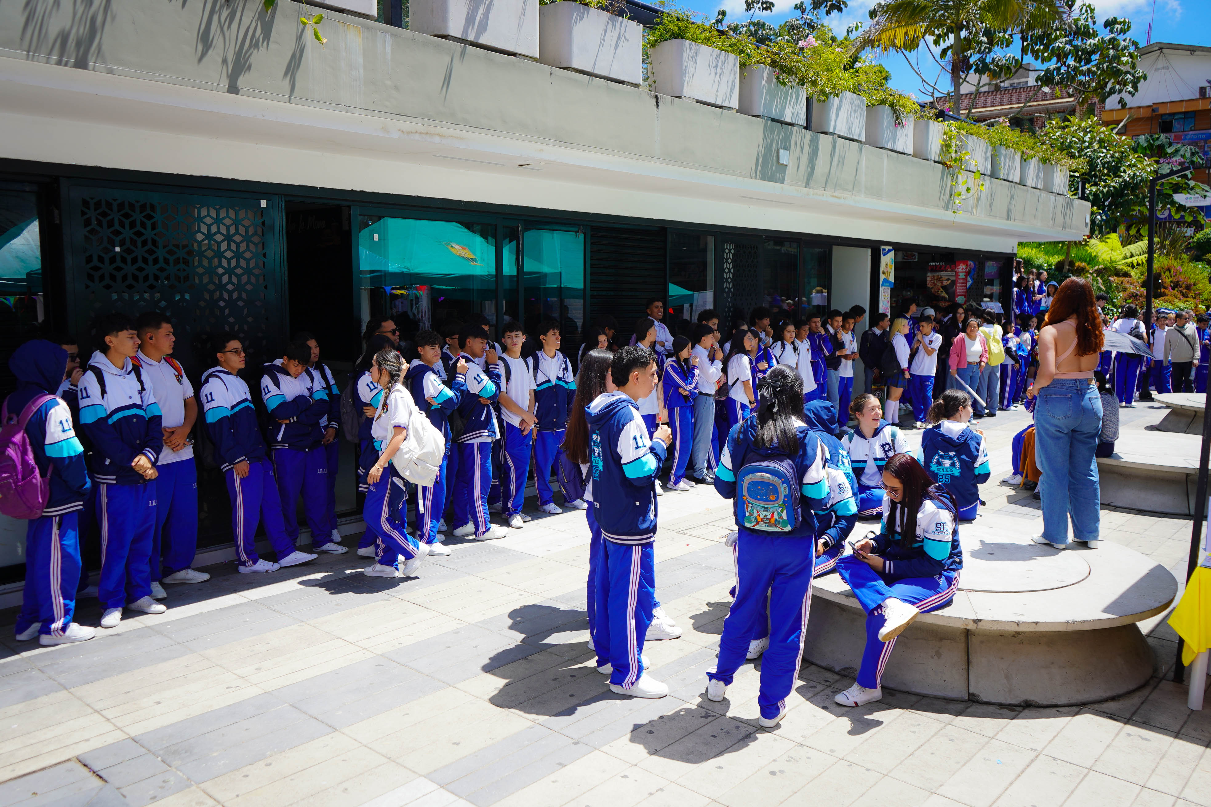 Imagen destacada de 🎓✨ “U al Parque”: Yarumal abre caminos académicos con feria universitaria para la comunidad