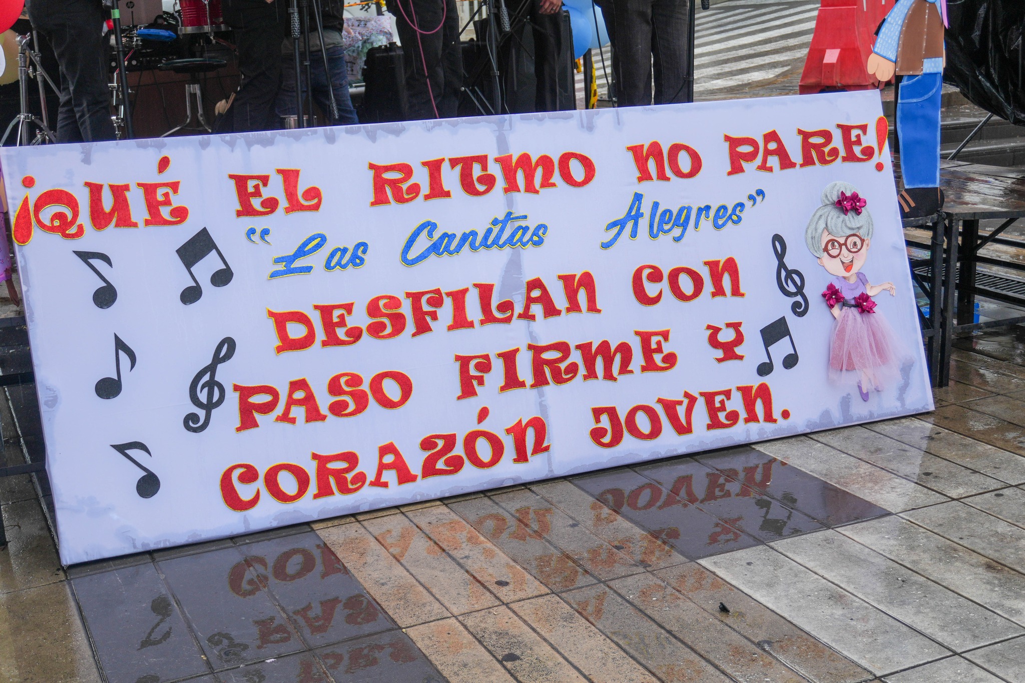 Imagen destacada de 🎃 “Canitas Alegres”: Halloween con energía y alegría para nuestros adultos mayores