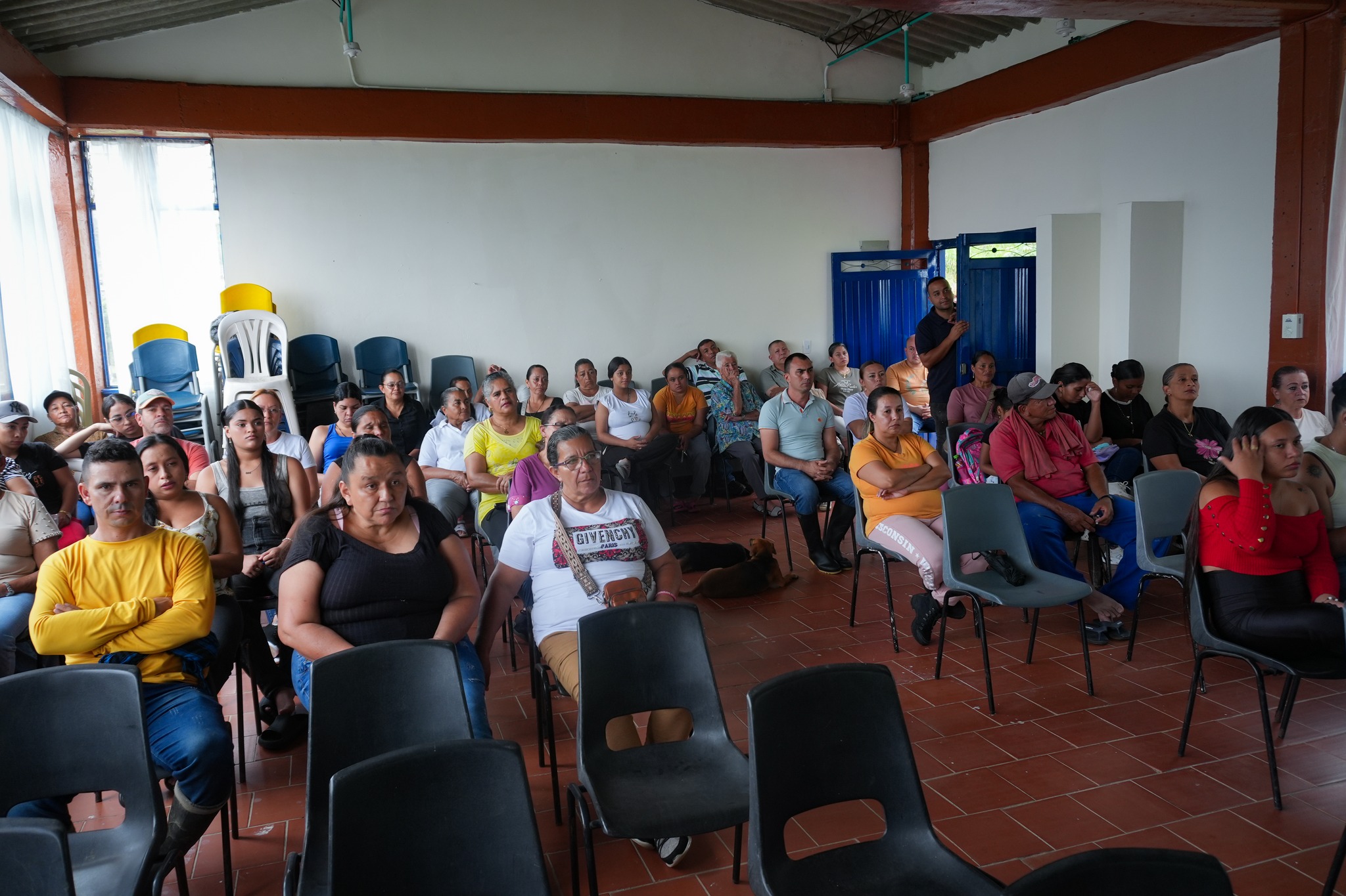 Imagen destacada de Yarumal socializa proyectos deportivos en El Cedro y Coliseo del Café: más deporte, más comunidad, más futuro 🏟️✨