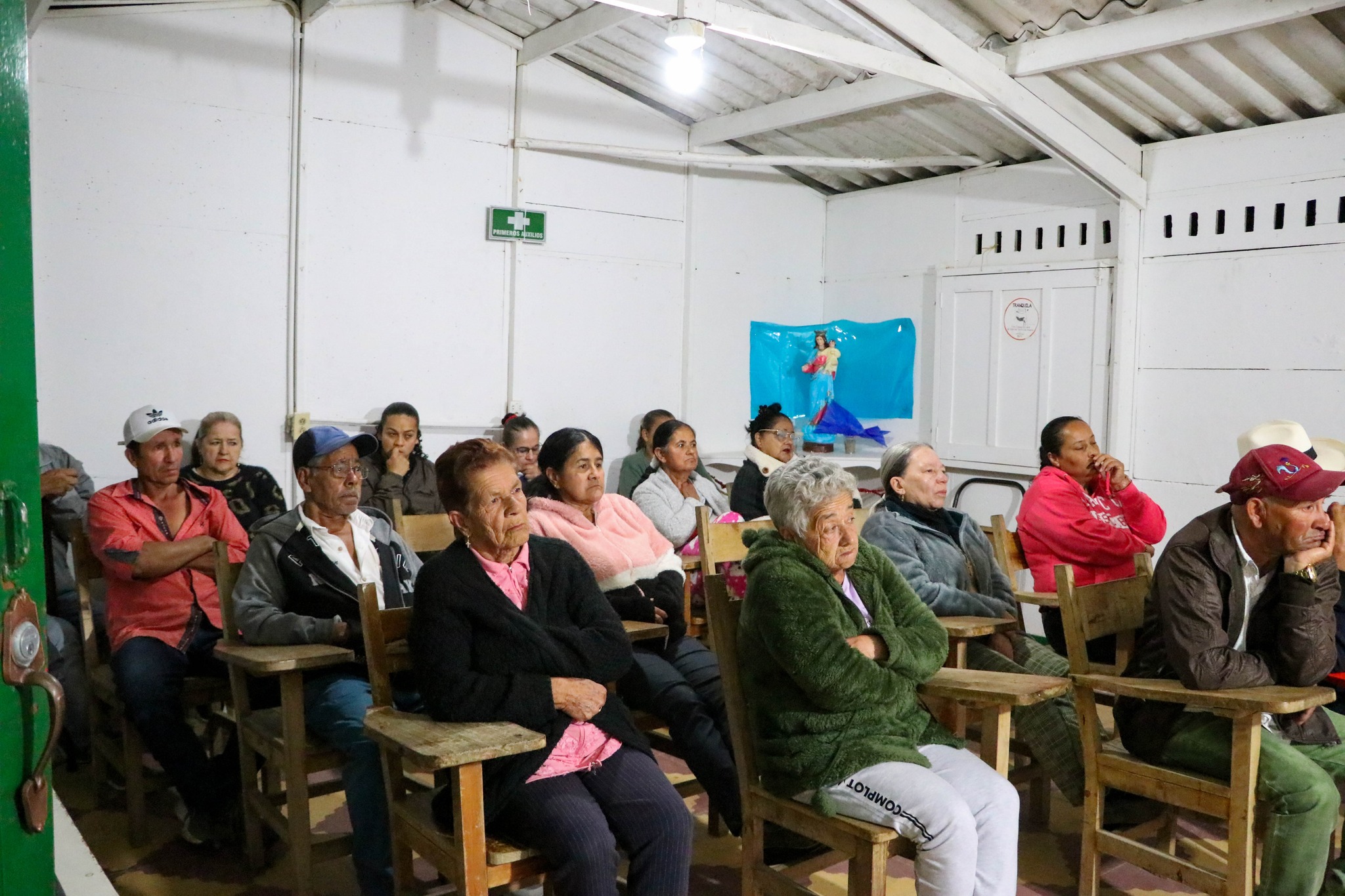 Encuentro Comunitario en el Barrio Buenos Aires 🏘️